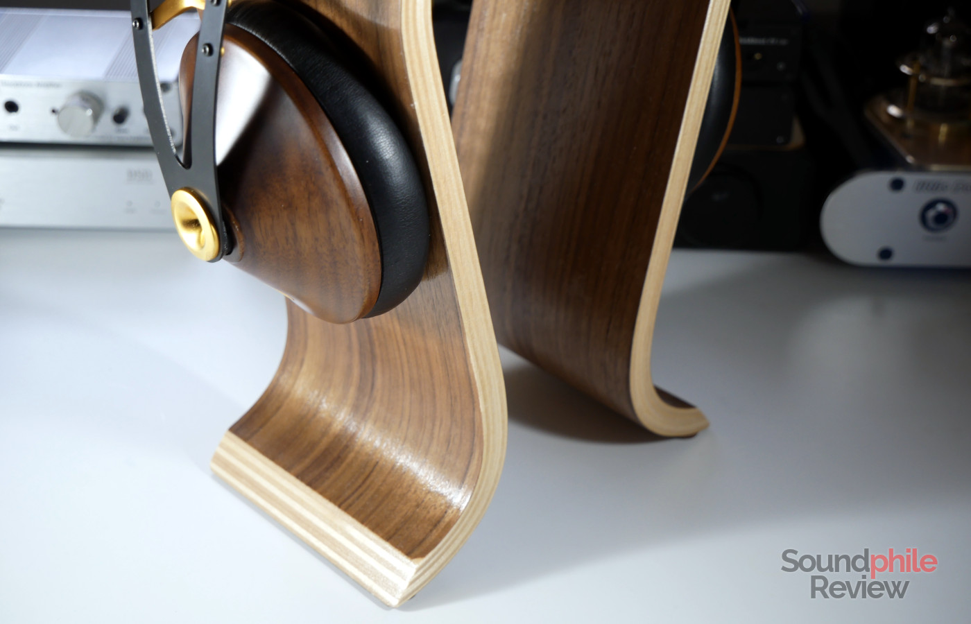 Let's Talk About Headphone Stands, And Why You Should Avoid Some! 